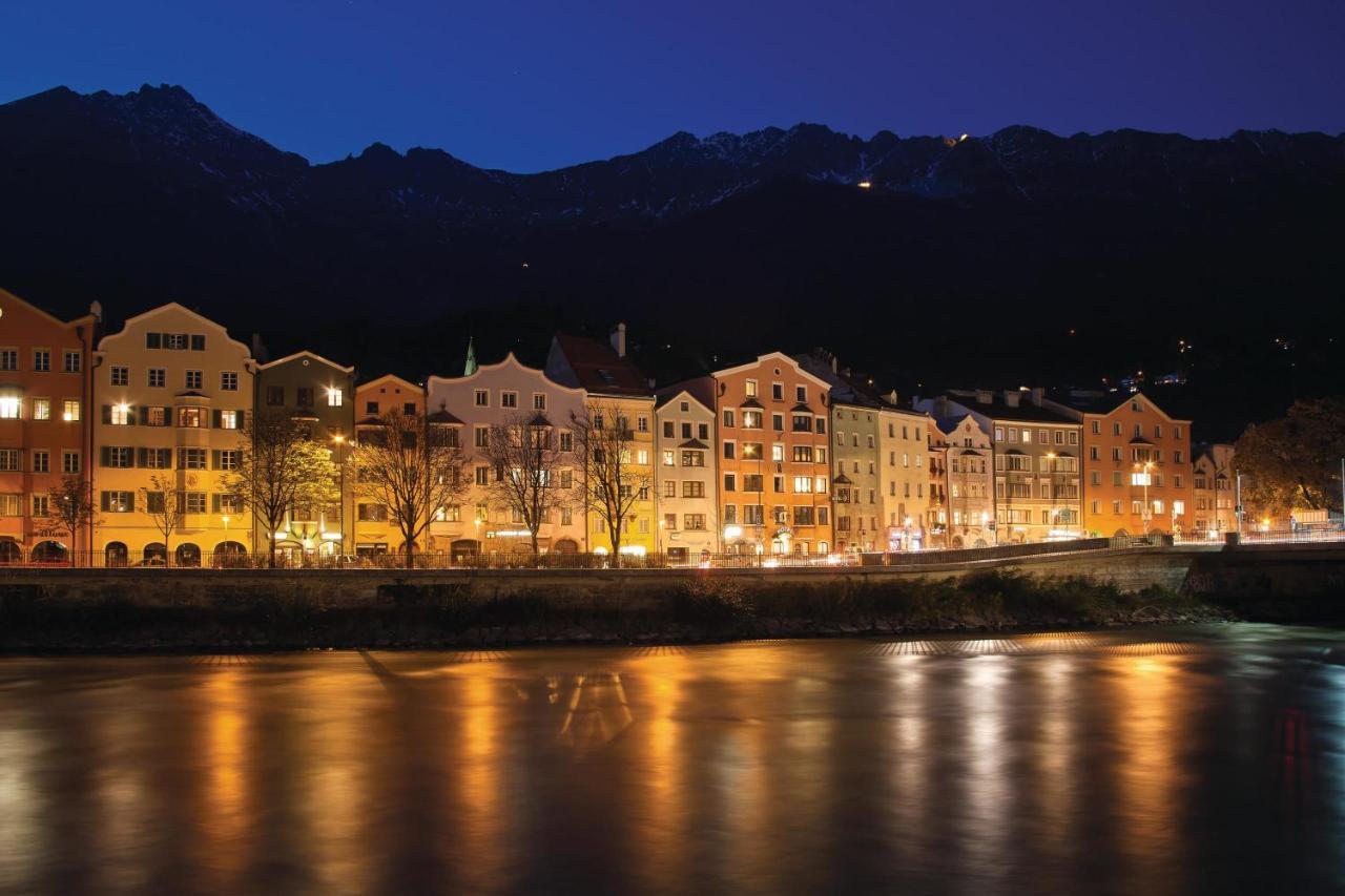 Riesiges Zentrales Apartment Mit Parkplatz Innsbruck Exterior foto